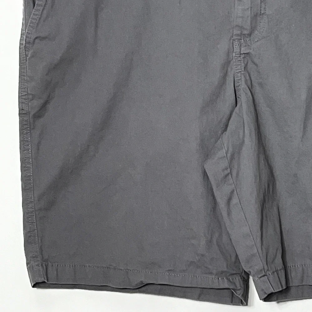 Magellan Outdoors Mens 42W Charcoal Gray Flat Front Stretch Cotton Shorts